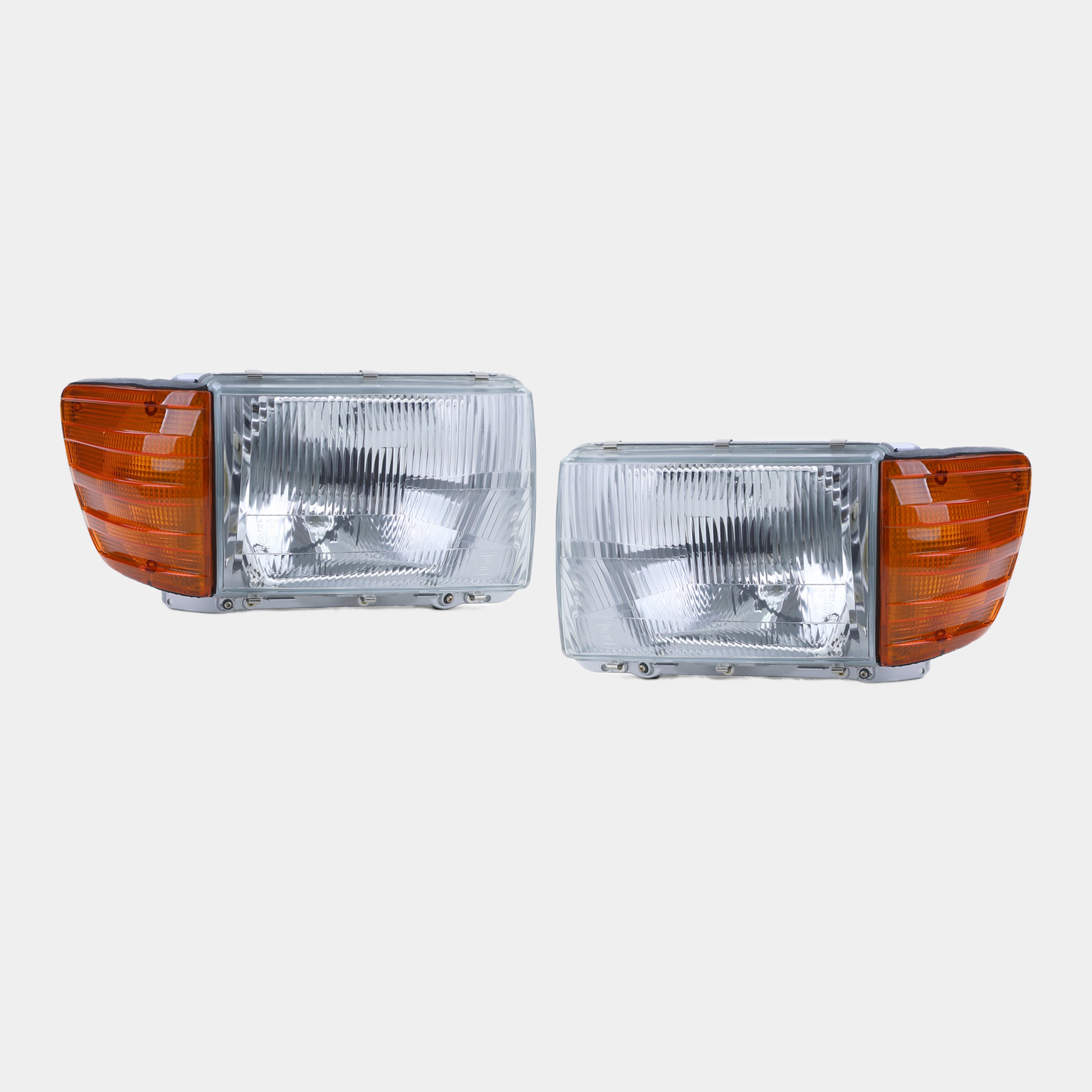 Scheinwerfer Satz, mit Verstellung, 5-poliger Anschlussstecker, orangene Blinker